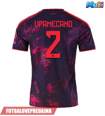 Lacne Muži Futbalové dres Bayern Munich Dayot Upamecano #2 2026-27 Krátky Rukáv - Tretina